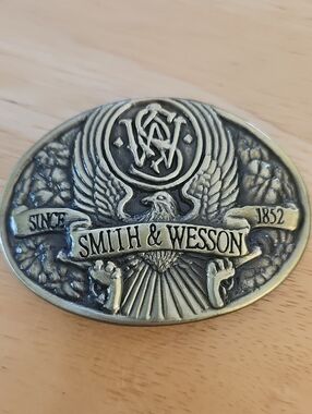 Smith & Wesson Vintage Eagle Belt Buckle Mens Size OS Brass Tone Western Logo
